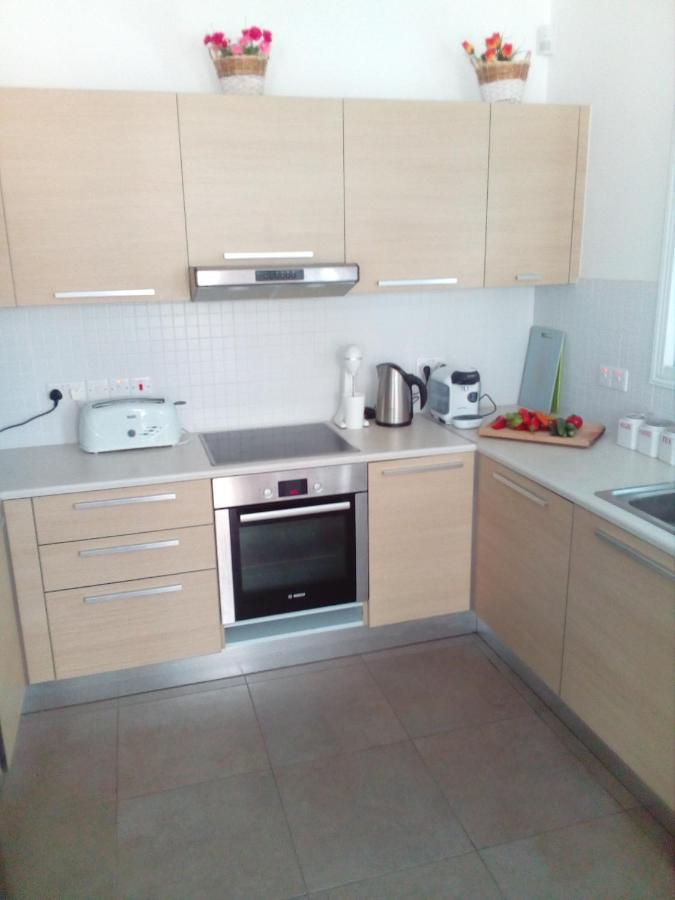 Avra Garden Villa Протарас Екстериор снимка